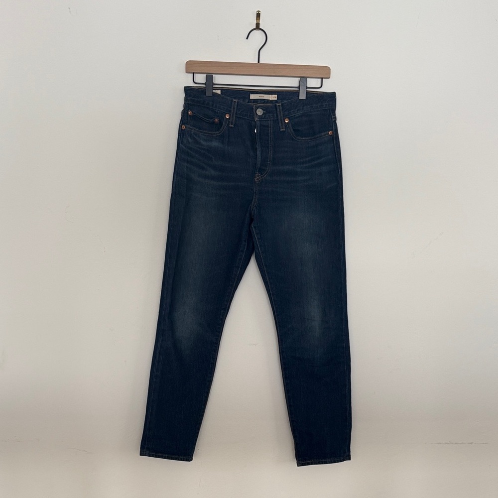 Levi wedgie fit jeans